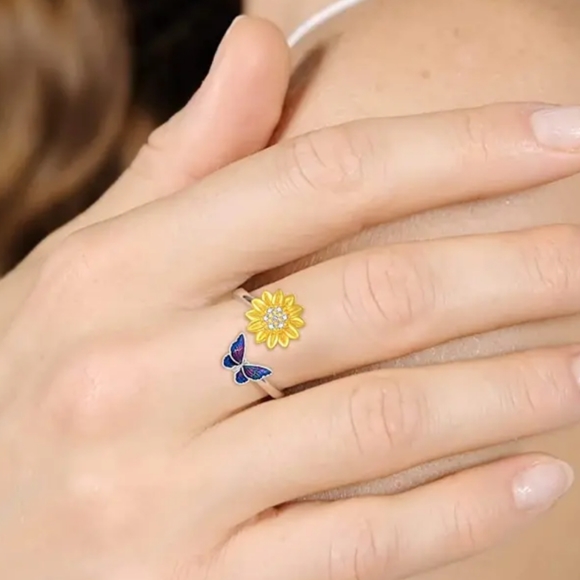 Creative Butterflies And Sunflowers Adjustable Opening Ring Perfect Gift - Picture 3 of 7